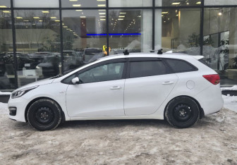 Подержанный автомобиль Kia Ceed Wagon 2018 года (5 фото)