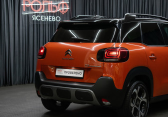 Подержанный автомобиль Citroen C3 Aircross 2018 года (24 фото)