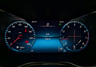 Подержанный автомобиль Mercedes-Benz GLC Coupe 2021 года (19 фото)