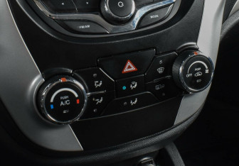 Подержанный автомобиль Changan CS35 2017 года (13 фото)