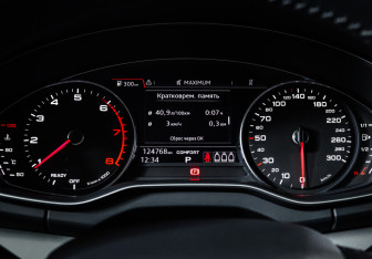 Подержанный автомобиль Audi Q5 2017 года (11 фото)