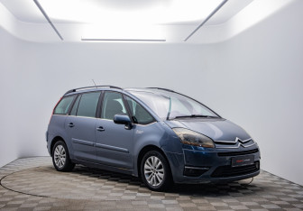Подержанный автомобиль Citroen C4 Picasso 2008 года (3 фото)
