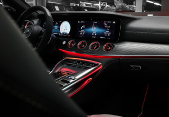 Подержанный автомобиль Mercedes-Benz AMG GT Liftback 2022 года (20 фото)