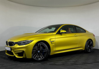 Подержанный автомобиль BMW M4 Coupe 2018 года (1 фото)