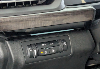 Подержанный автомобиль Exeed VX 2023 года (28 фото)