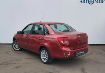 Подержанный автомобиль LADA (ВАЗ) Granta Sedan 2013 года (6 фото)
