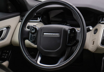Подержанный автомобиль Land Rover Range Rover Velar 2019 года (15 фото)