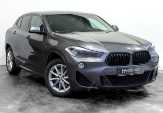 Подержанный автомобиль BMW X2 2020 года (3 фото)