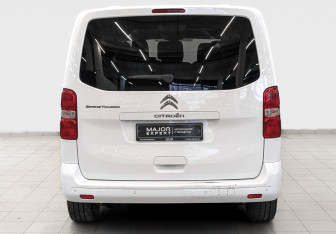 Подержанный автомобиль Citroen SpaceTourer 2021 года (6 фото)