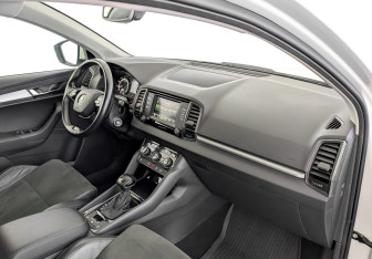 Подержанный автомобиль Skoda Karoq 2020 года (11 фото)