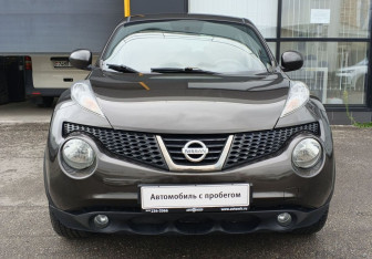 Подержанный автомобиль Nissan Juke 2013 года (2 фото)