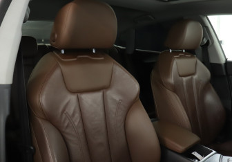 Подержанный автомобиль Audi A5 Liftback 2017 года (16 фото)