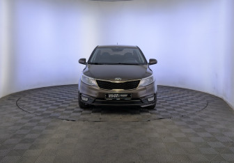 Подержанный автомобиль Kia Rio Sedan 2017 года (2 фото)