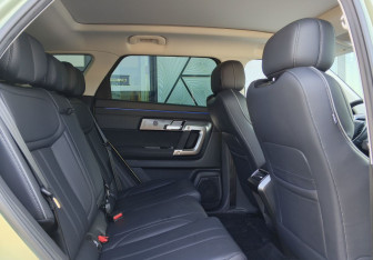 Подержанный автомобиль Jaecoo J7 2023 года (28 фото)