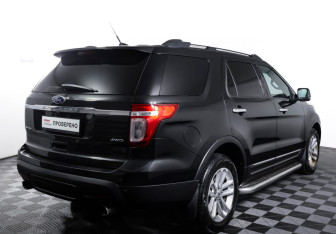 Подержанный автомобиль Ford Explorer 2012 года (5 фото)
