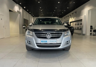 Подержанный автомобиль Volkswagen Tiguan 2010 года (2 фото)