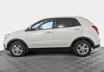 Подержанный автомобиль SsangYong Actyon 2013 года (8 фото)