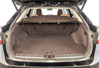 Подержанный автомобиль Lexus RX 2019 года (10 фото)