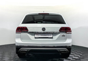 Подержанный автомобиль Volkswagen Teramont 2018 года (6 фото)