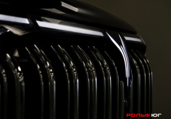 Подержанный автомобиль Voyah Dream 2023 года (31 фото)