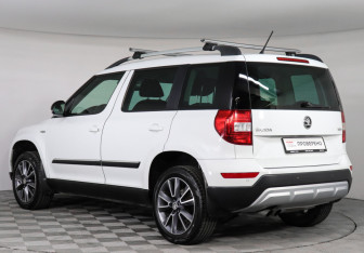 Подержанный автомобиль Skoda Yeti 2016 года (7 фото)
