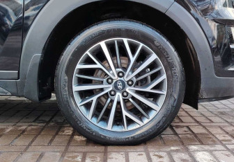 Подержанный автомобиль Hyundai Tucson 2020 года (16 фото)