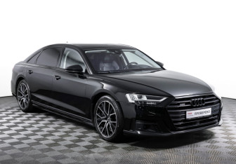 Подержанный автомобиль Audi A8 2019 года (3 фото)