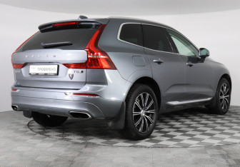 Подержанный автомобиль Volvo XC60 2018 года (5 фото)
