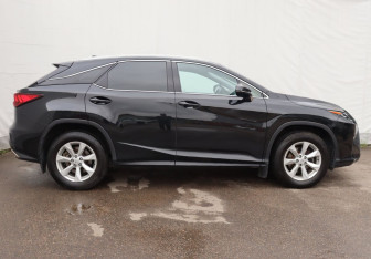 Подержанный автомобиль Lexus RX 2017 года (7 фото)