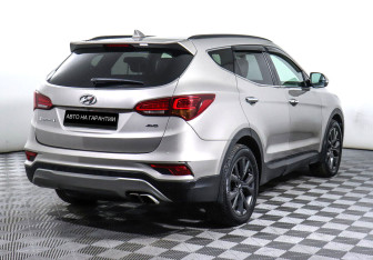 Подержанный автомобиль Hyundai Santa Fe 2016 года (3 фото)