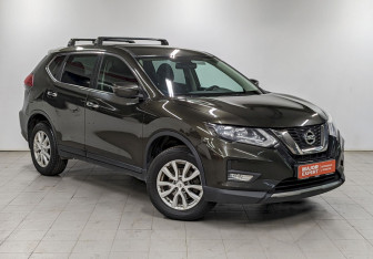 Подержанный автомобиль Nissan X-Trail 2021 года (3 фото)