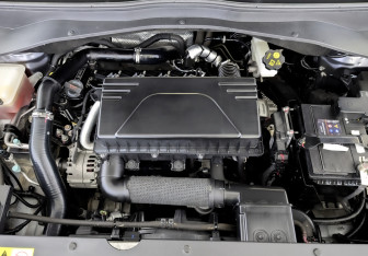 Подержанный автомобиль Москвич 3 2023 года (9 фото)