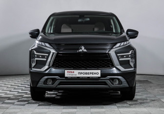 Подержанный автомобиль Mitsubishi Xpander 2022 года (2 фото)