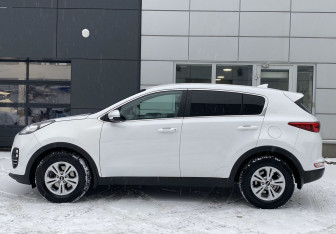 Подержанный автомобиль Kia Sportage 2017 года (4 фото)