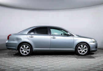 Подержанный автомобиль Toyota Avensis Sedan 2007 года (4 фото)