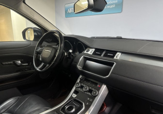 Подержанный автомобиль Land Rover Range Rover Evoque 2017 года (19 фото)