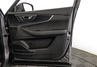 Подержанный автомобиль Chery Tiggo 8 2023 года (24 фото)