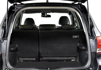 Подержанный автомобиль Great Wall Hover H6 2013 года (13 фото)