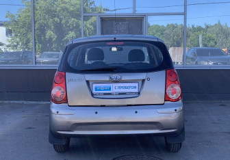Подержанный автомобиль Kia Picanto 2009 года (6 фото)