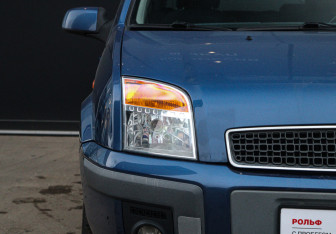 Подержанный автомобиль Ford Fusion 2008 года (15 фото)