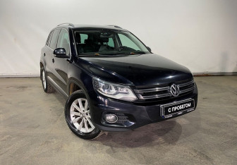 Подержанный автомобиль Volkswagen Tiguan 2011 года (3 фото)