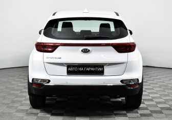 Подержанный автомобиль Kia Sportage 2021 года (6 фото)