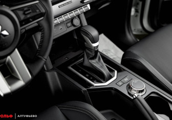 Новый Mitsubishi L200 2025 (4 фото)