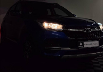 Подержанный автомобиль Chery Tiggo 4 2022 года (5 фото)