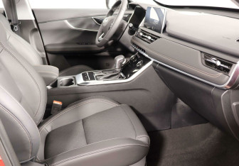 Подержанный автомобиль Chery Tiggo 8 2020 года (8 фото)