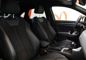 Подержанный автомобиль Audi Q3 Sportback 2020 года (31 фото)