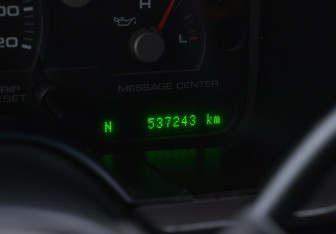 Подержанный автомобиль Ford Explorer 2005 года (12 фото)