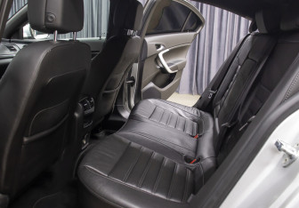 Подержанный автомобиль Opel Insignia Sedan 2013 года (13 фото)