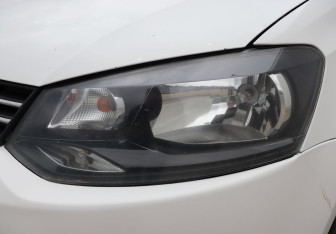 Подержанный автомобиль Volkswagen Polo Sedan 2013 года (21 фото)