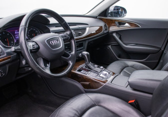 Подержанный автомобиль Audi A6 Sedan 2015 года (9 фото)